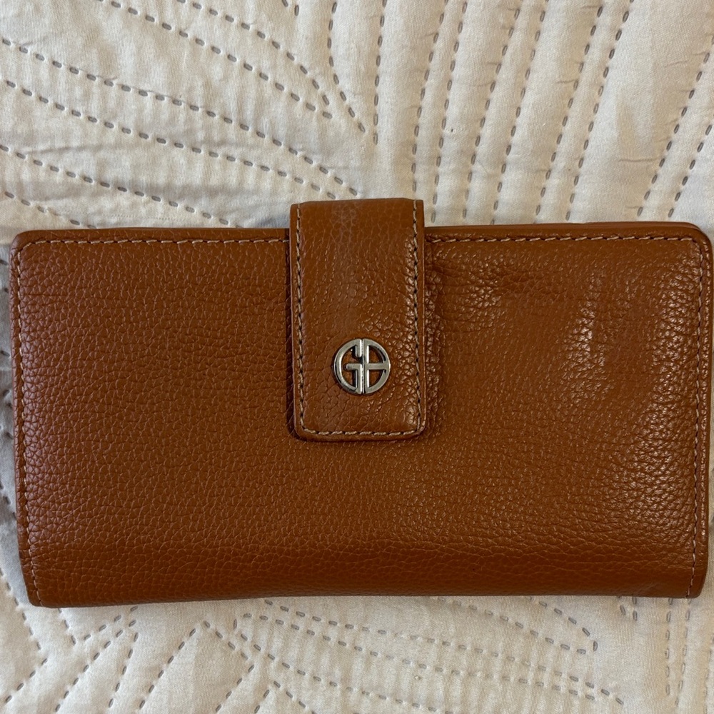 Giani Bernini Brown Leather Wallet In great condition